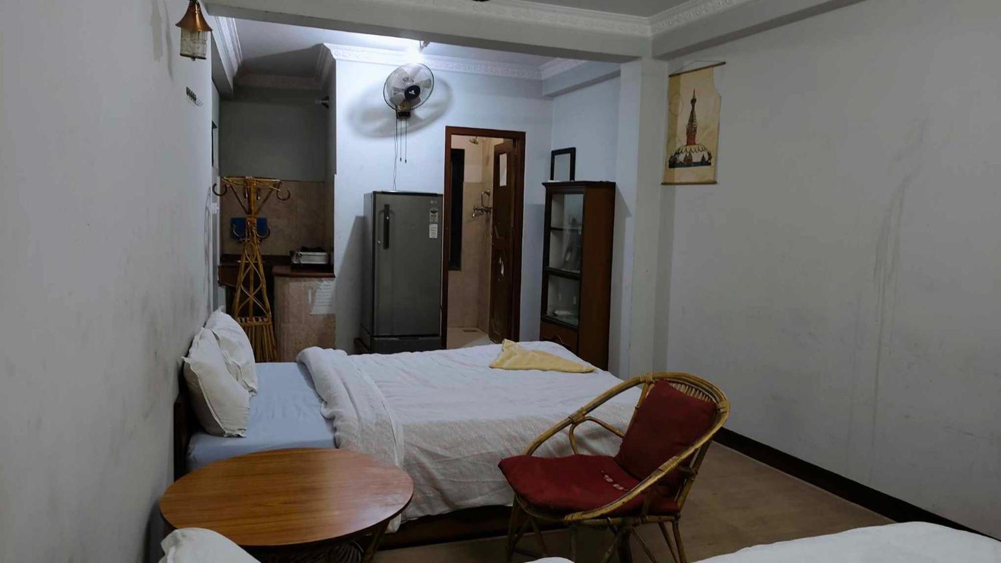 Monkey Temple Homestay Катманду Экстерьер фото