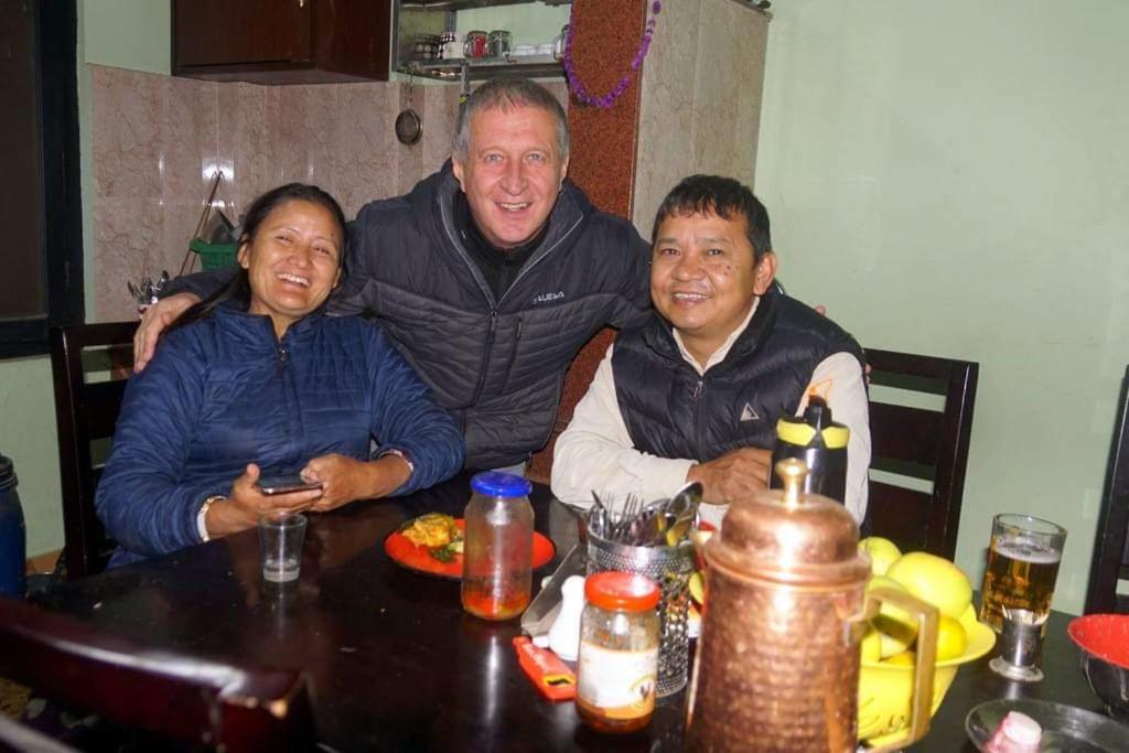 Monkey Temple Homestay Катманду Экстерьер фото